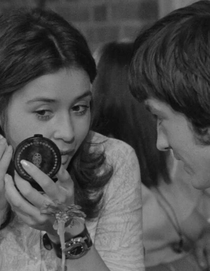 ARCYMISTRZOWIE KINA | Uciec jak najbliżej